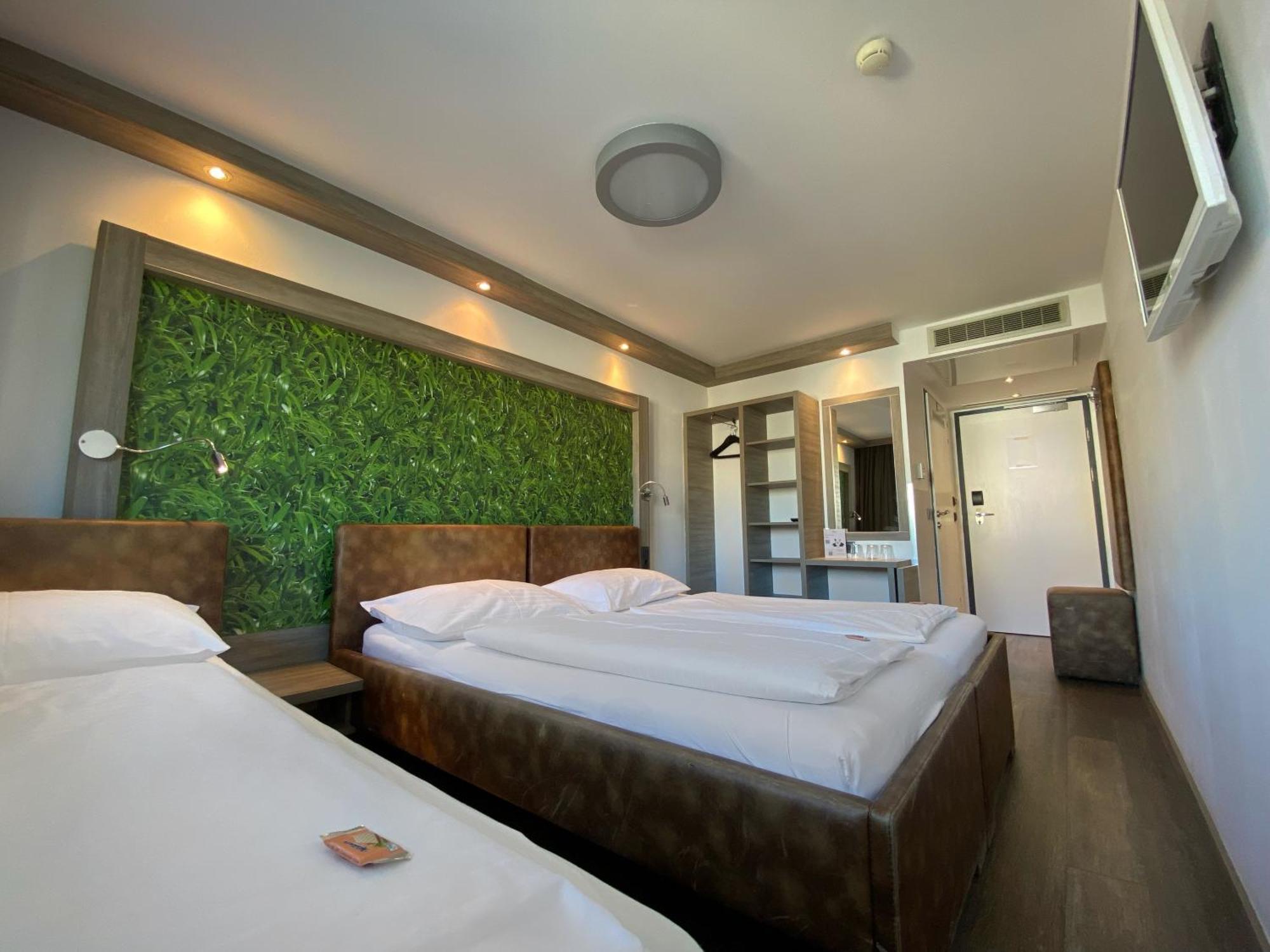 Design & Budget Hotel Wien Schoenbrunn Екстер'єр фото