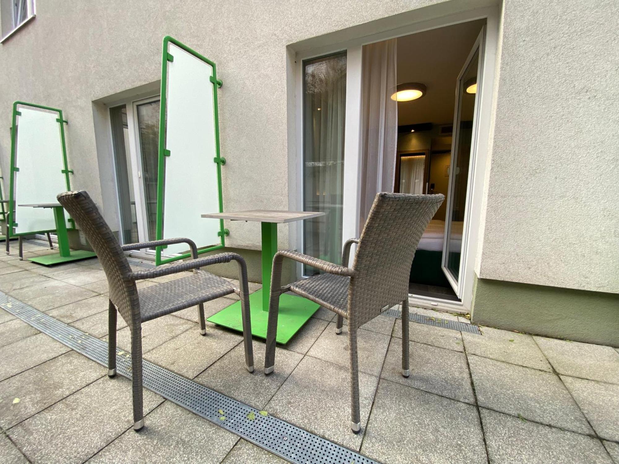Design & Budget Hotel Wien Schoenbrunn Екстер'єр фото