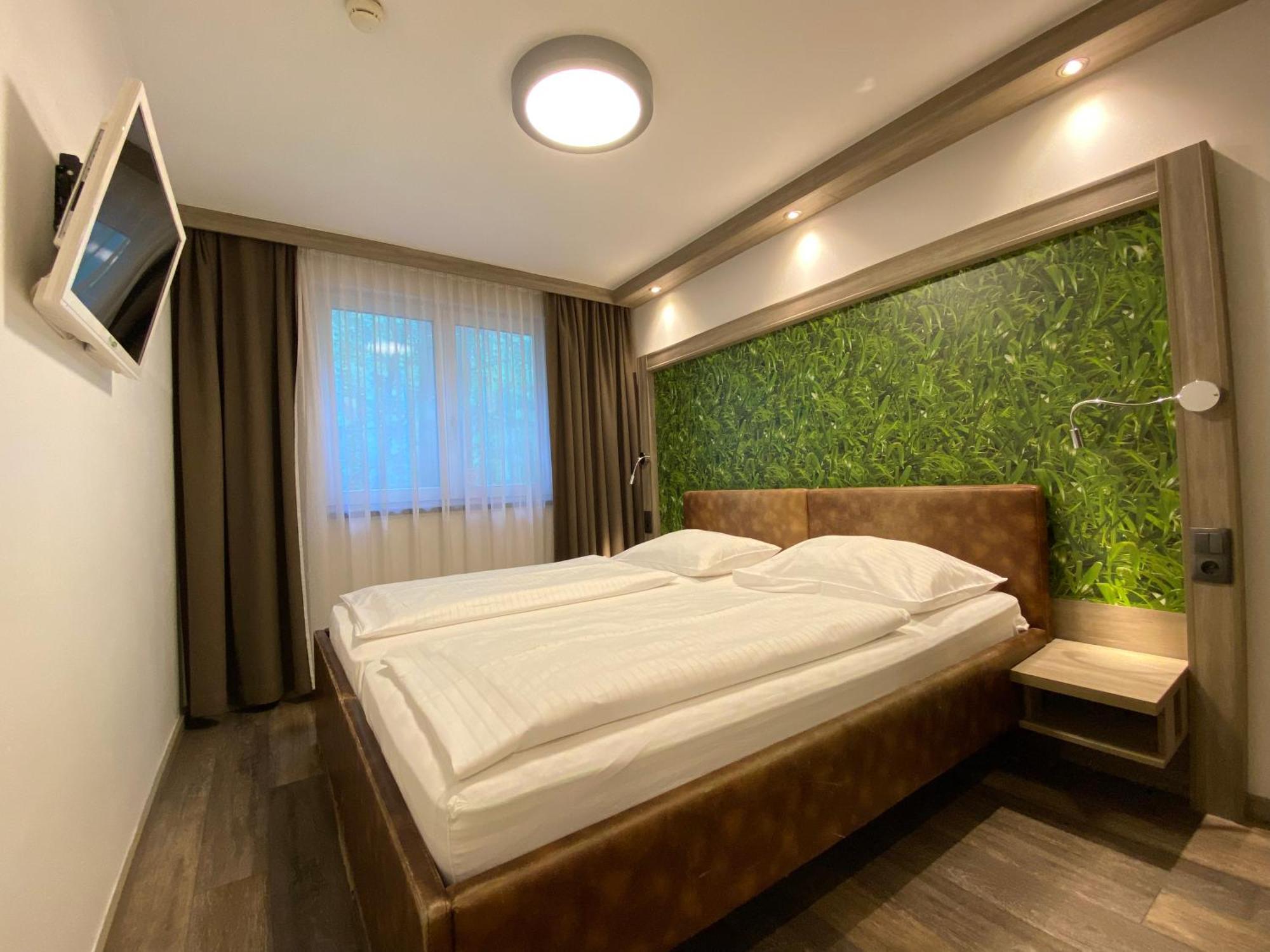 Design & Budget Hotel Wien Schoenbrunn Екстер'єр фото