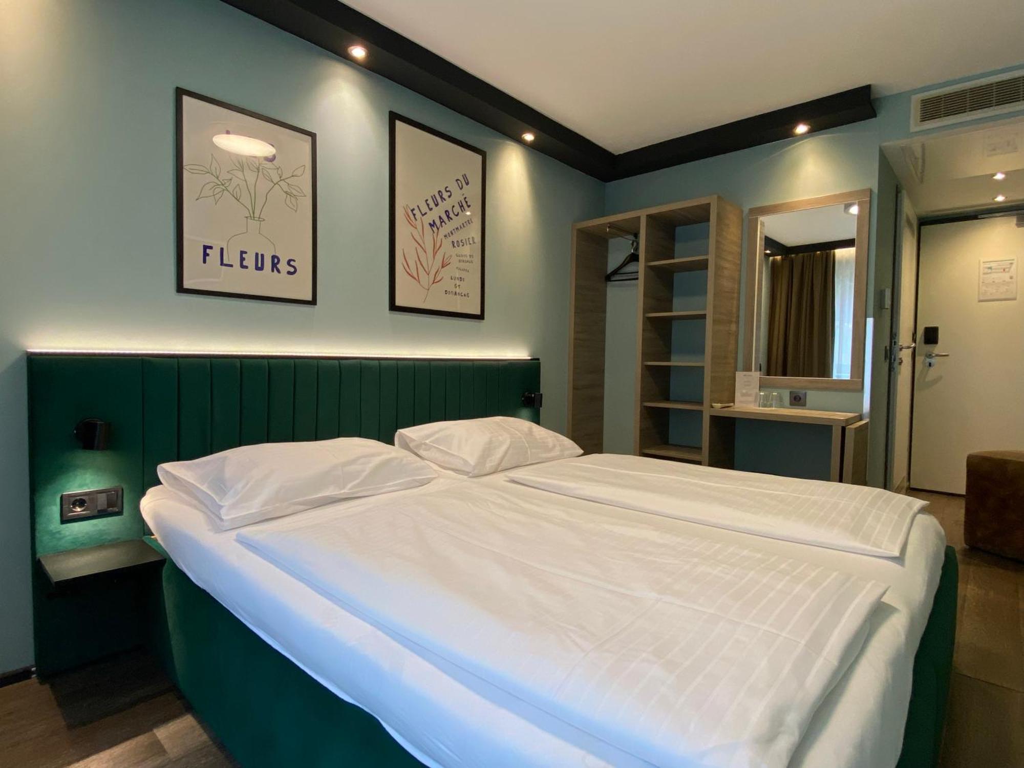 Design & Budget Hotel Wien Schoenbrunn Екстер'єр фото