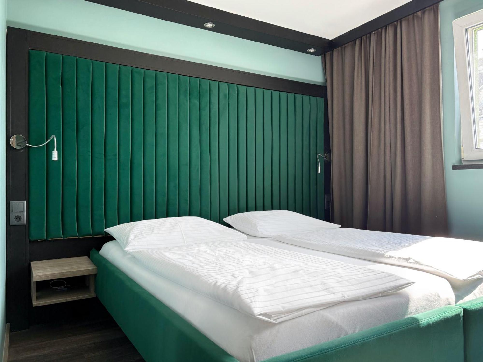Design & Budget Hotel Wien Schoenbrunn Екстер'єр фото