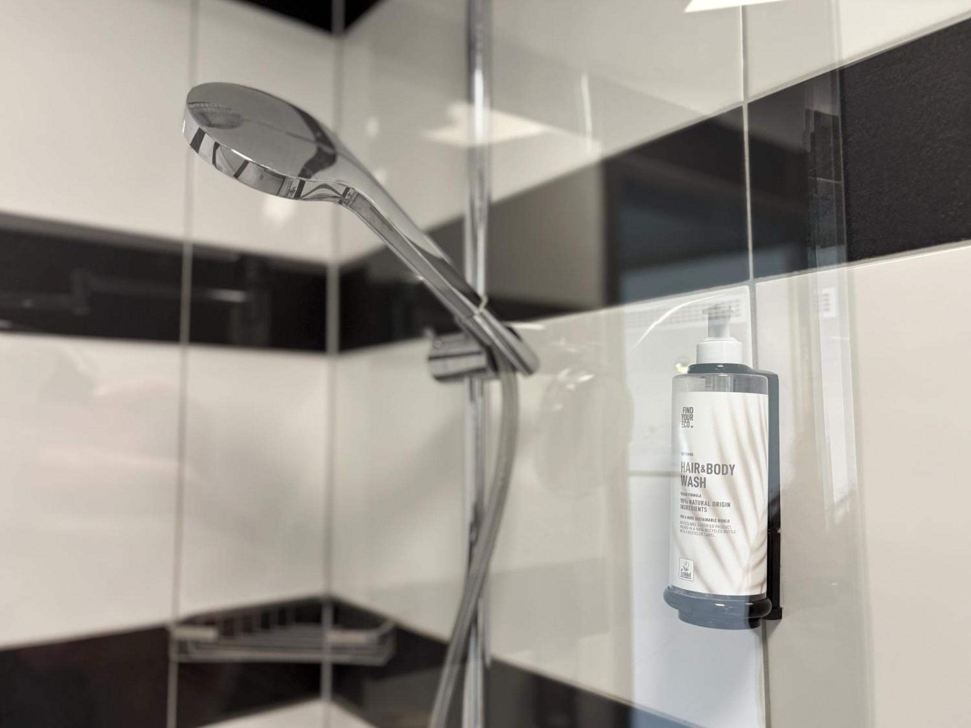 Design & Budget Hotel Wien Schoenbrunn Екстер'єр фото